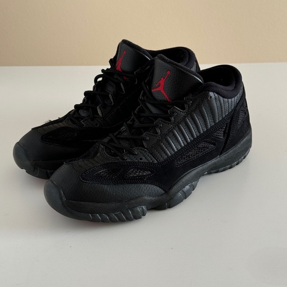 Jordan Other - Nike Air Jordan Retro 11 Low IE “Referee” Size 9 Mens Black Red sz 8 - 9